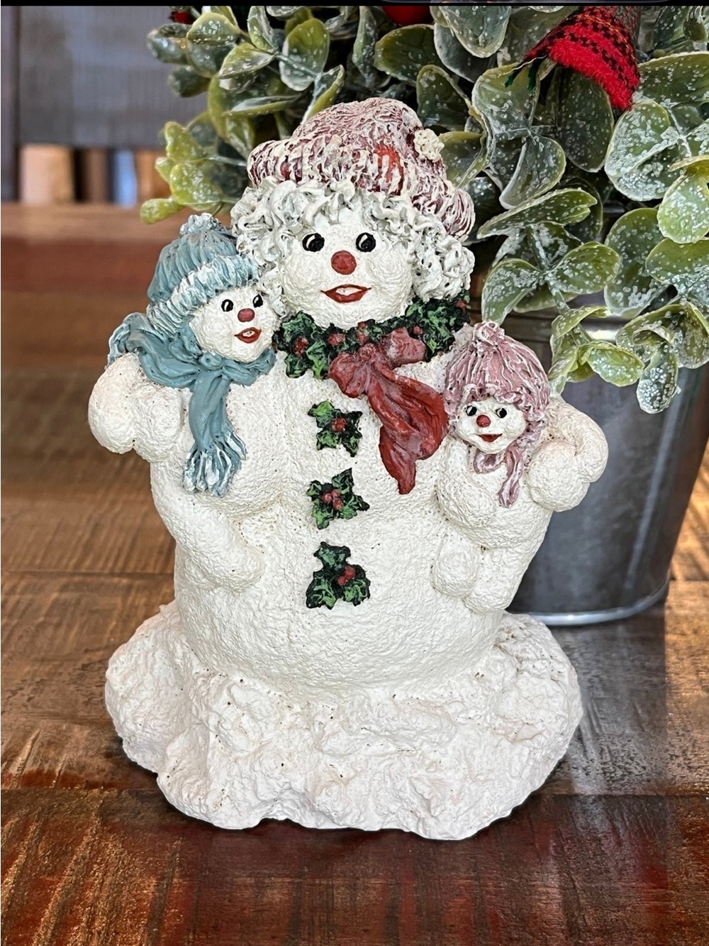 JUNE McKENNA “The Snow Family” ☃️ FIGURINE 1992/93!
